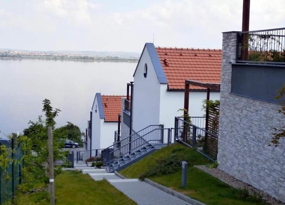 Palava Eu 8 Apartment พาฟลอฟ ภายนอก รูปภาพ